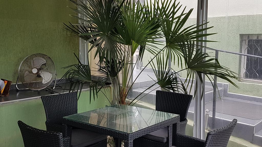 Aheloy Apartments Екстер'єр фото